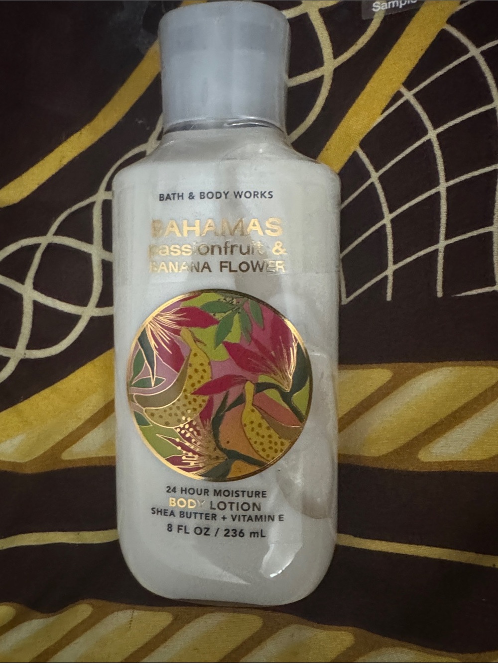 Bath & Body Works Bahamas Passionfruit & Banana Flower Body Lotion - White